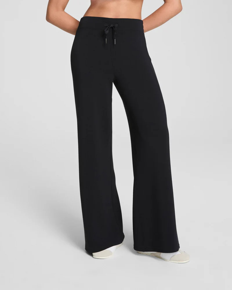 Airessentials Wide Leg Pant - Image 2