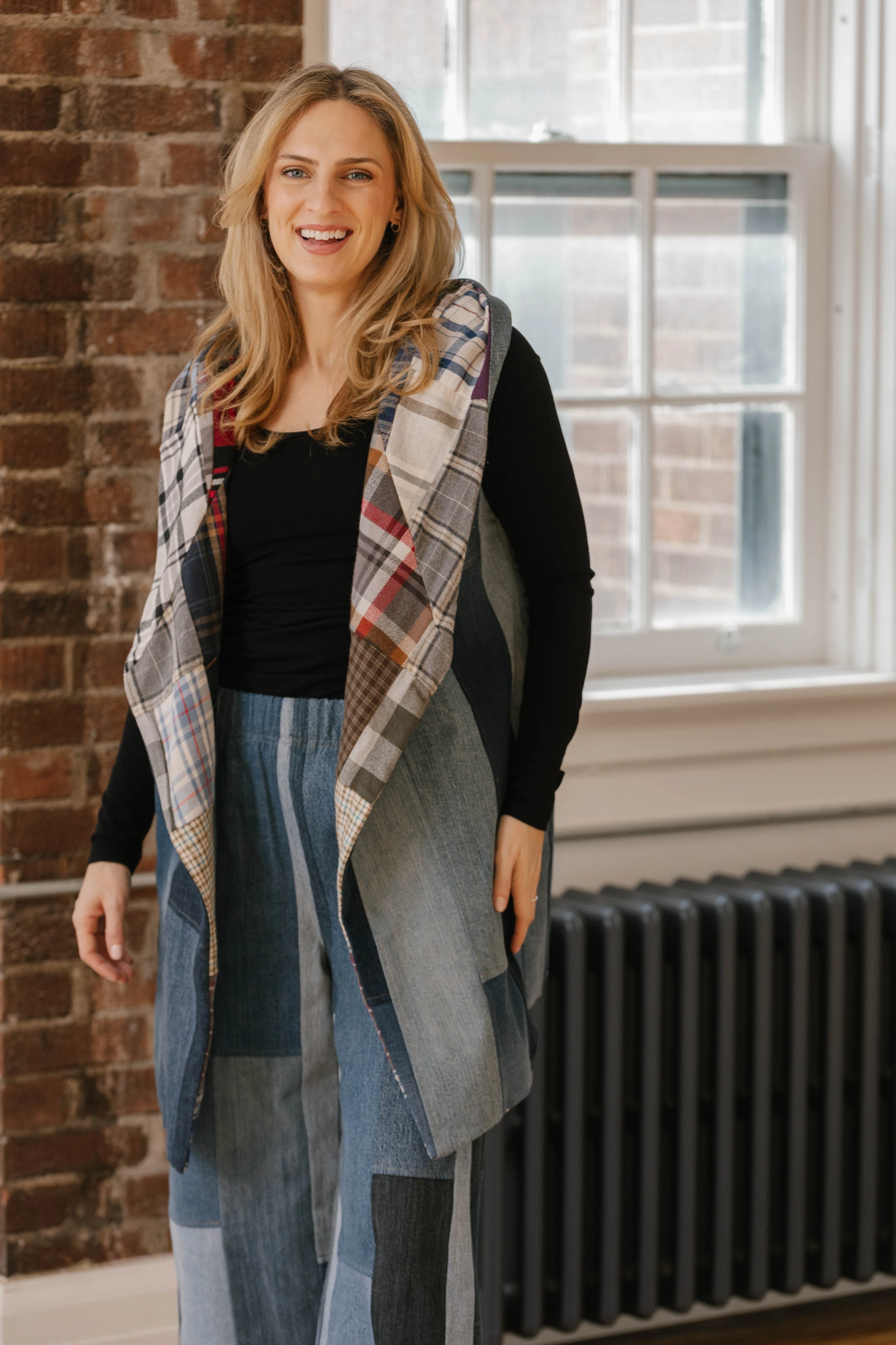 Mountain Reversible Vest - Image 8