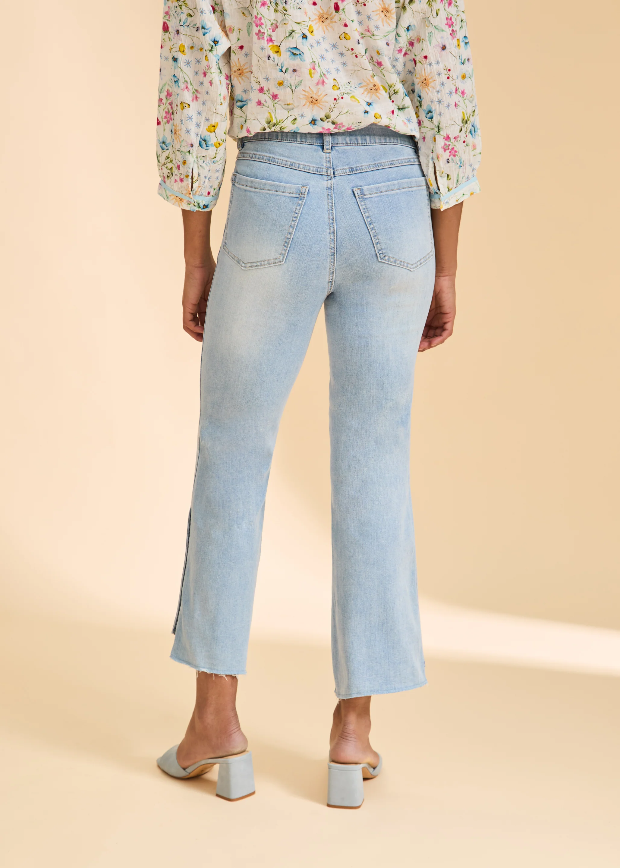 Pull-On Boot Crop - Image 4
